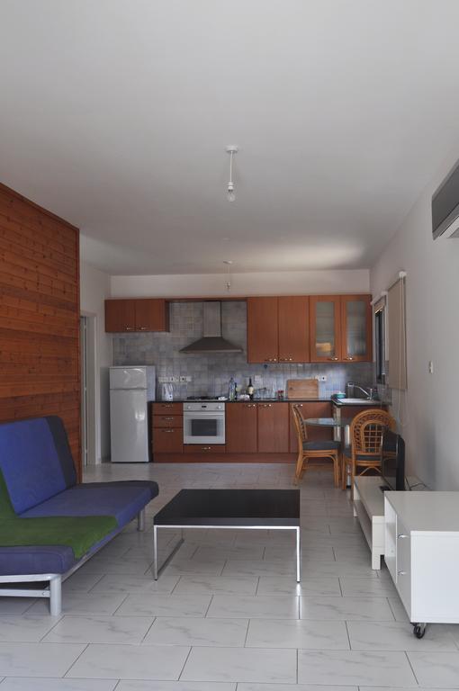 Royal Sunset Studios & Apartments Lemesos Exteriér fotografie